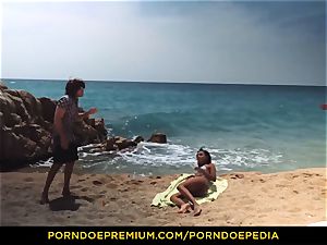 PORNDOE PEDIA sexy black stunner beach hookup tutorial